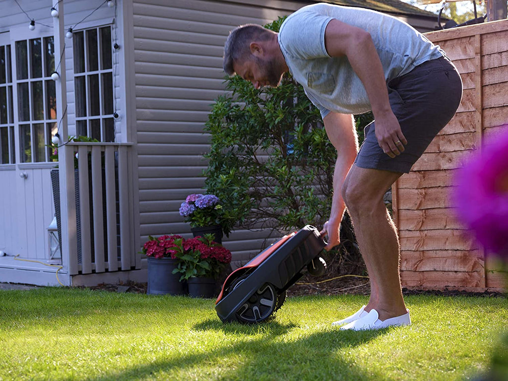 500 GO Robotic Lawn Mower - image 53