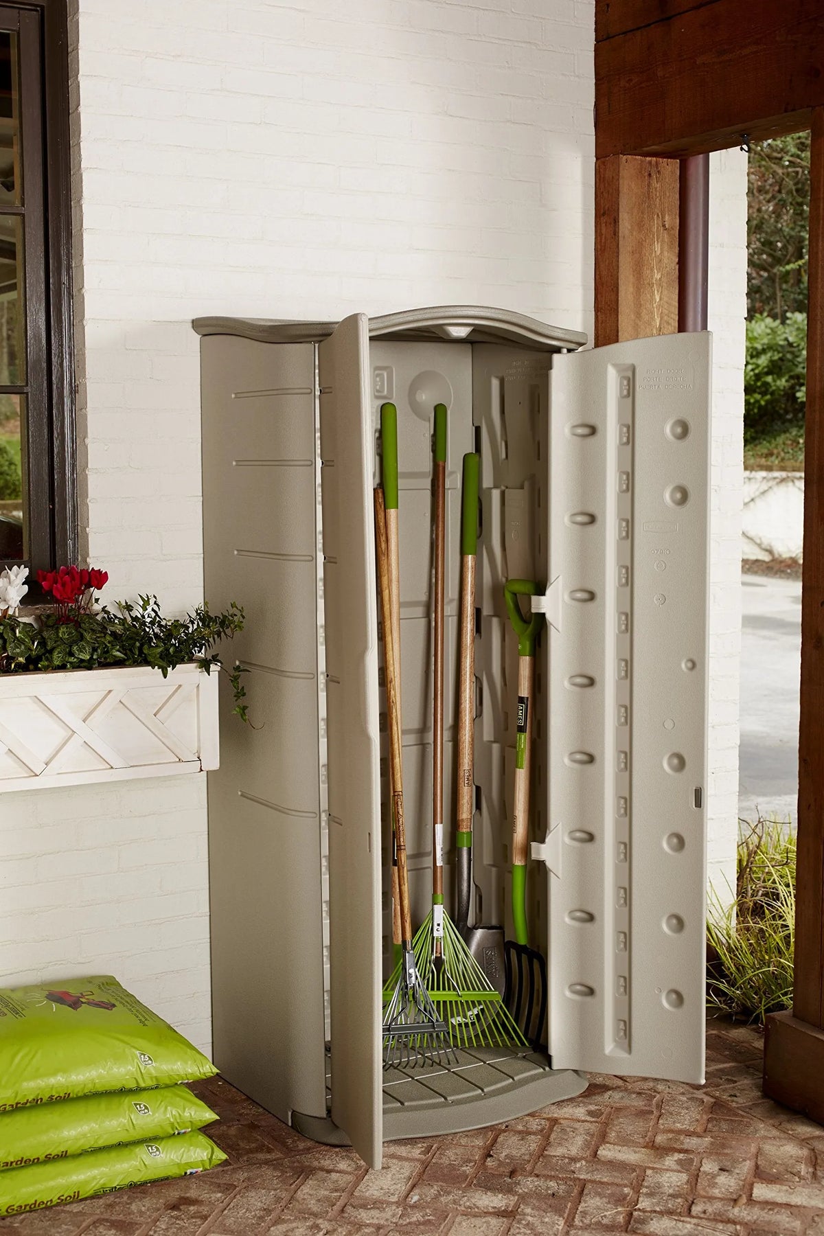 Rubbermaid Vertical Resin Outdoor Storage Shed – Weather-Resistant Plastic Garden Storage Cabinet - image 7