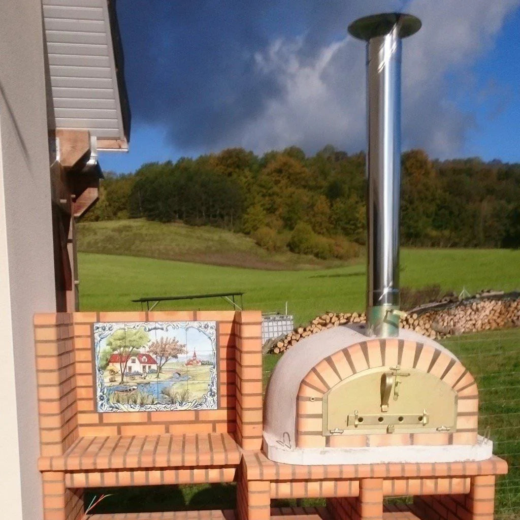 Outdoor Wood Fired Brick Pizza Oven - image 3