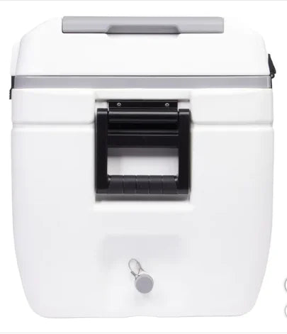 Igloo 165 - Quart Maxcold Chest Cooler with Butterfly Quick Access Hatch - image 7