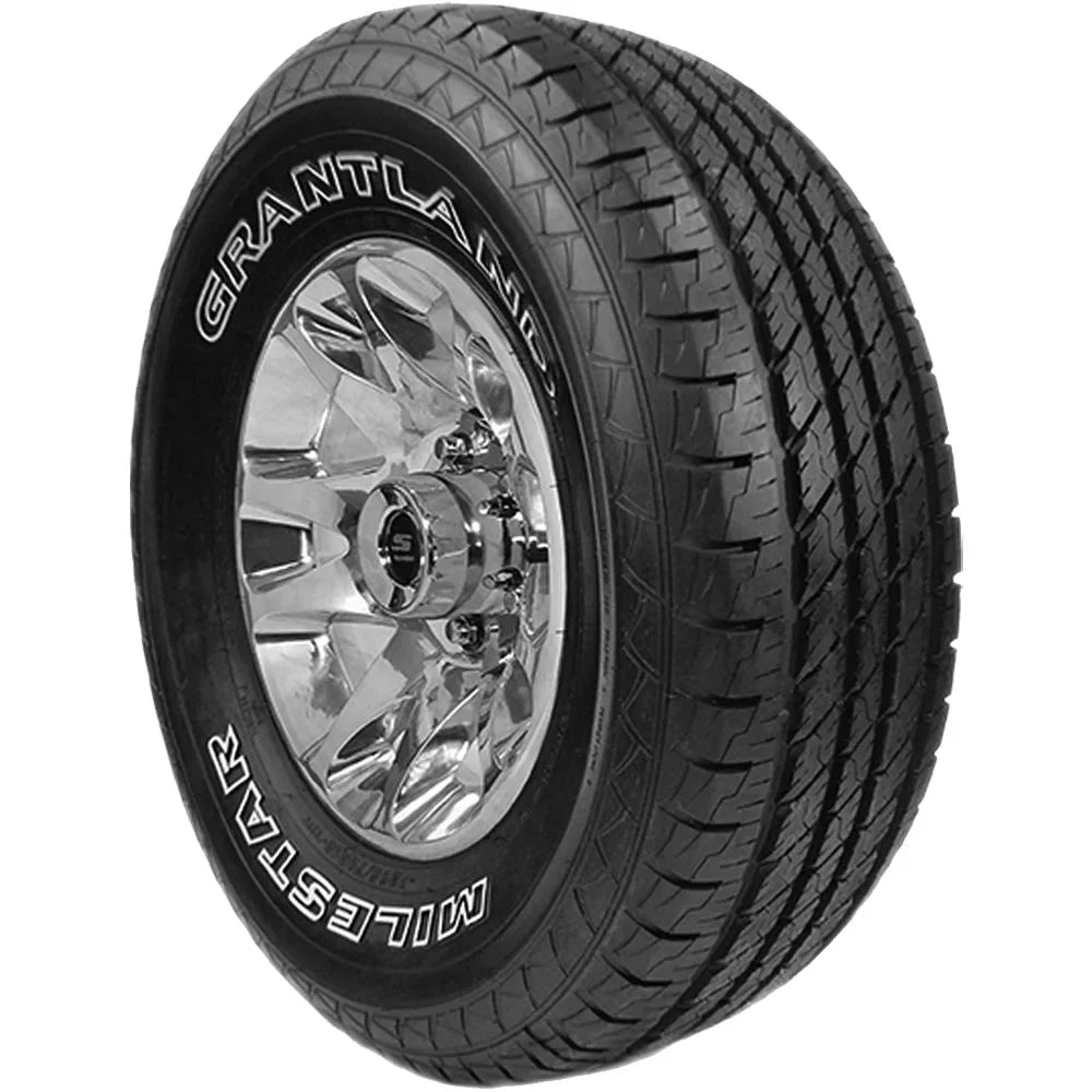 10.5/R15 109Q Mud-Terrain Tire - image 3