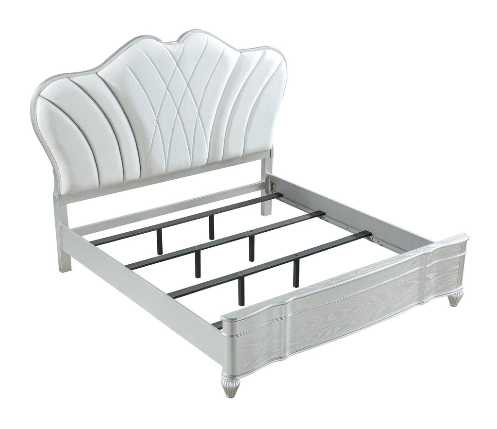 Eros King 4PC Bedroom Set with Manufactured Wood & Tufted Detailing in Silver - image 3
