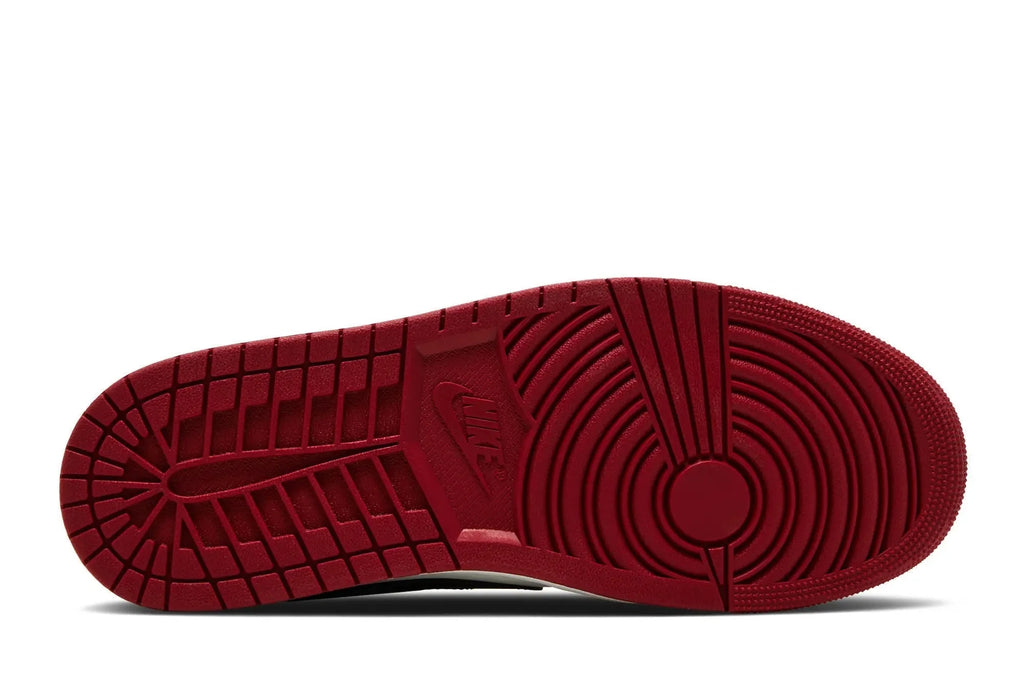 Jordan 1 Retro Low OG 'Chicago' 2025 - image 4