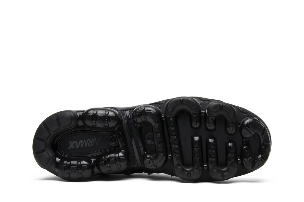 Air VaporMax Plus 'Triple Black' - image 4