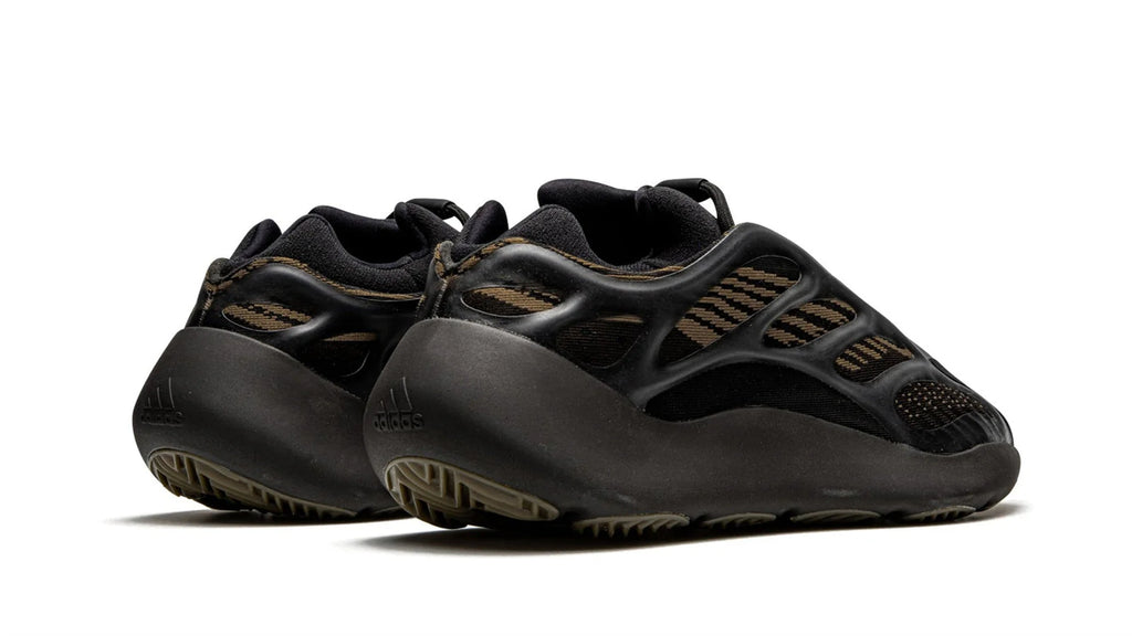 YEEZY 700 V3 "Clay Brown" - image 4