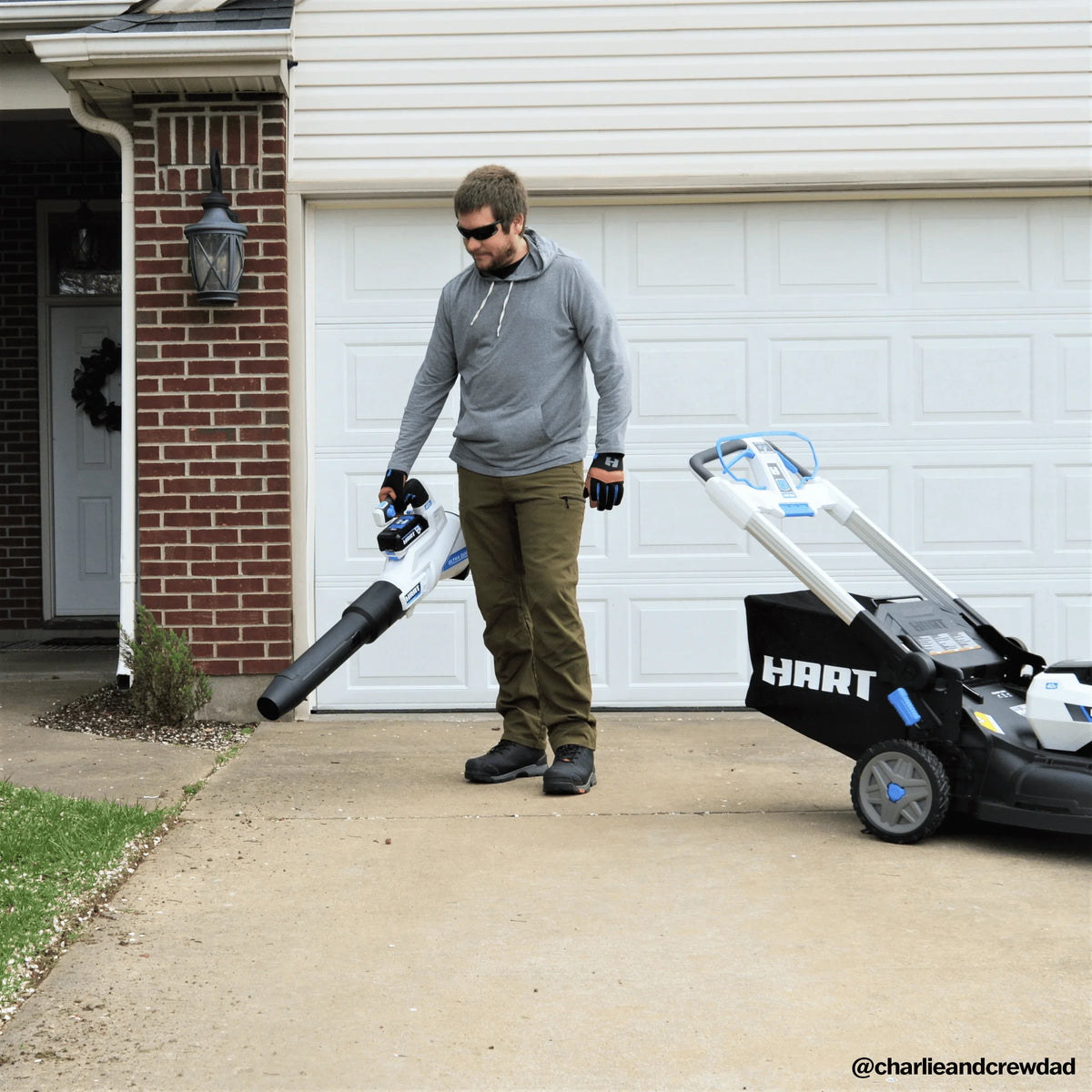 HART 40-Volt Cordless SUPERCHARGE Brushless 650 CFM Blower (1) 5.0 Ah Lithium Ion Battery - image 12