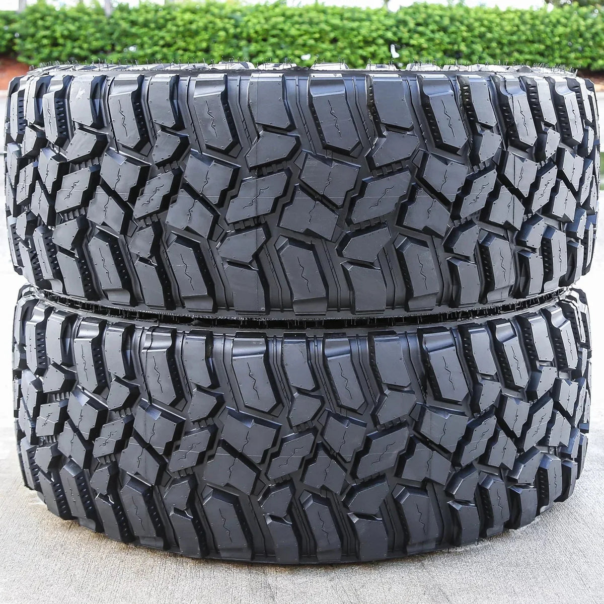 Pair of 2 (TWO) Cooper Discoverer STT Pro LT 35X12.50R20 121Q E (10 Ply) MT M/T Mud Tires - image 3