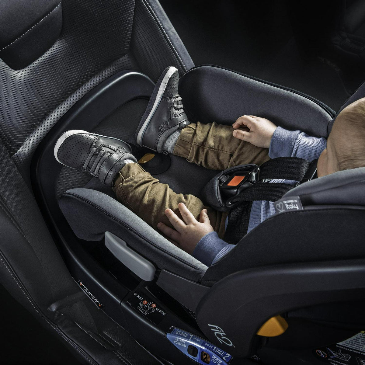 Chicco Fit2 Adapt Infant & Toddler Car Seat - Ember (Black). New - image 5