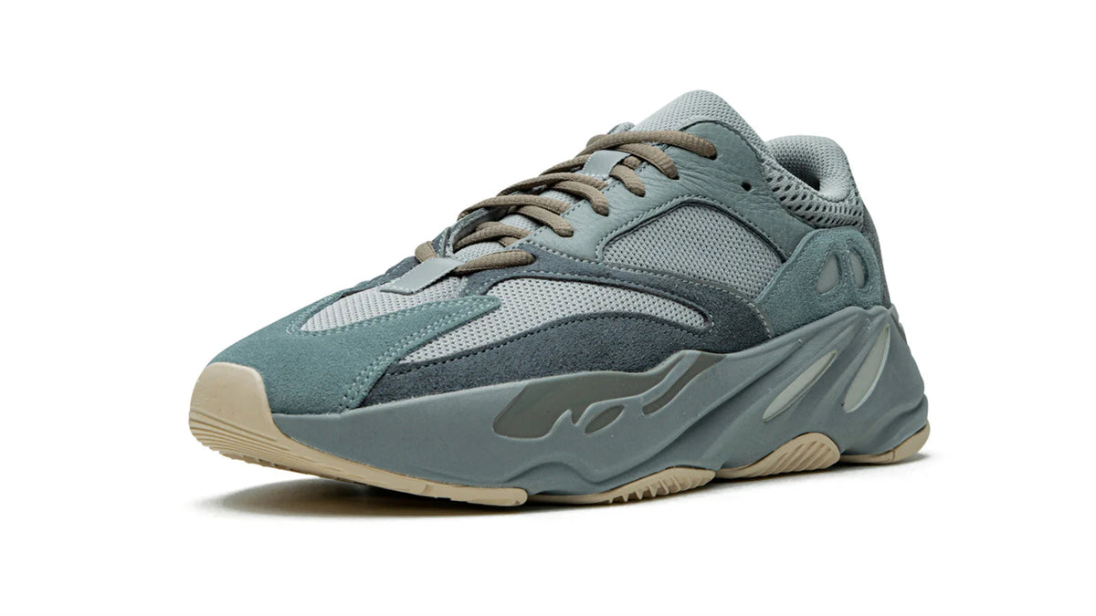 YEEZY BOOST 700 "Teal Blue" - image 3