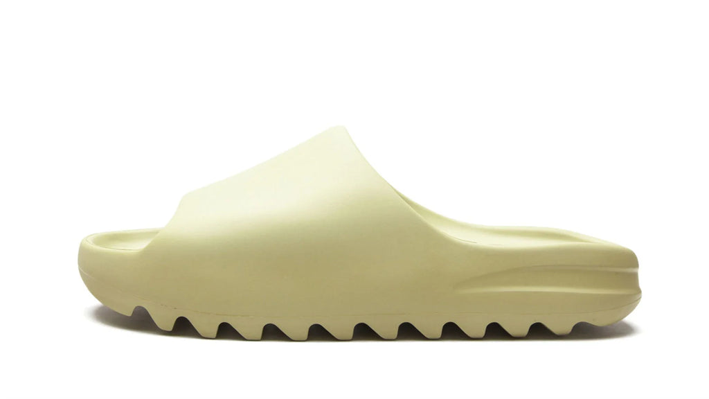 YEEZY SLIDE "Resin 2021" - image 3