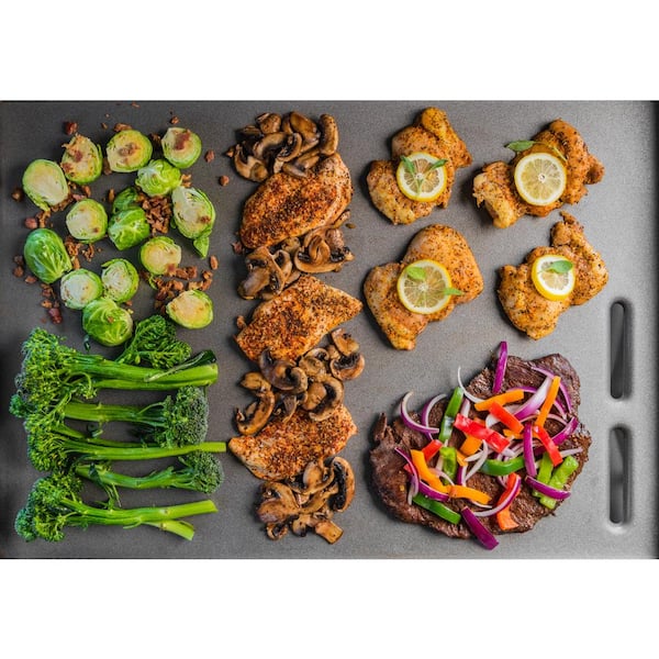 Daytona 3-Burner 30 in. Propane Gas Griddle in Black with Lid - image 2