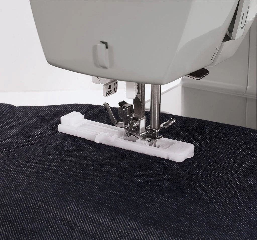 2025 SINGER Heavy Duty 4423 Sewing Machine - image 4