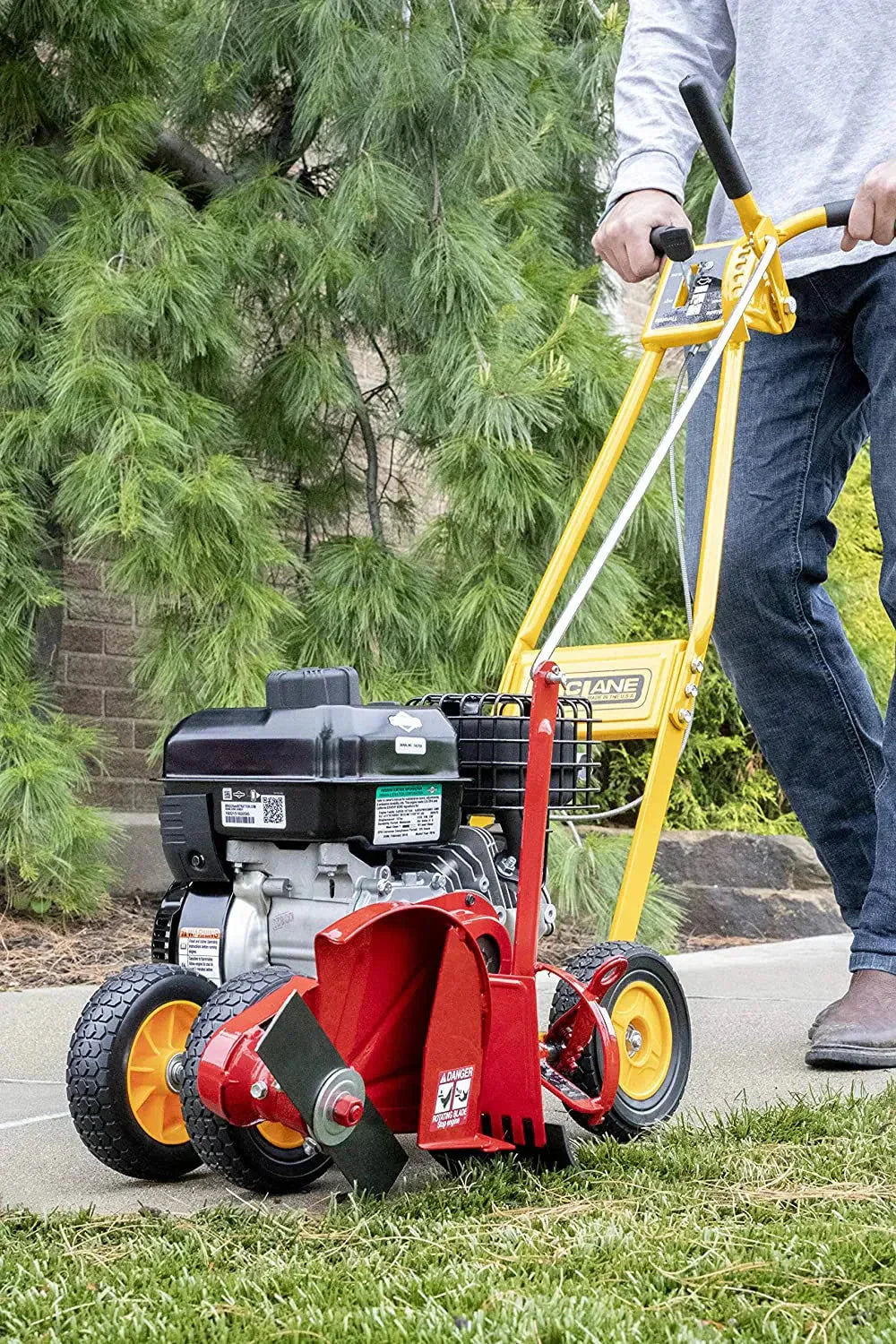 101-5.5GT-7Gas Powered Lawn Edger, 5.50 Gross Torque/3.5 HP B&S Engine 7  Wheels - image 4