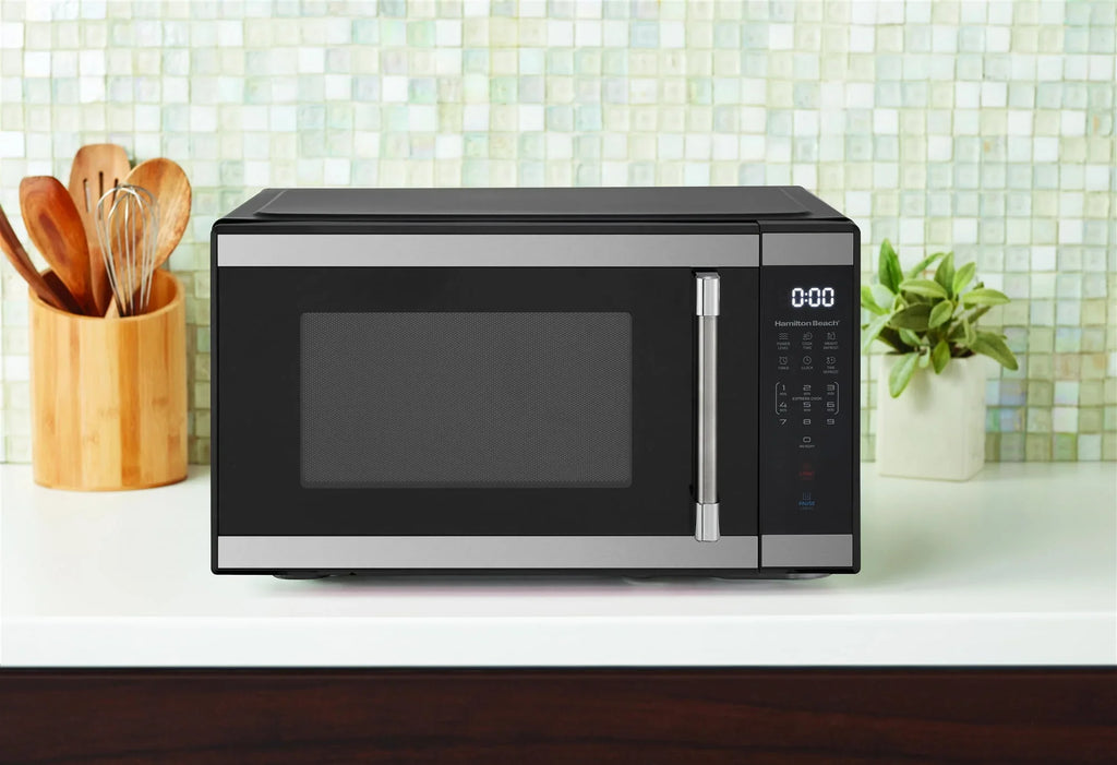 Hamilton Beach 1.1 cu ft Countertop Microwave Oven in Stainless Steel - image 8