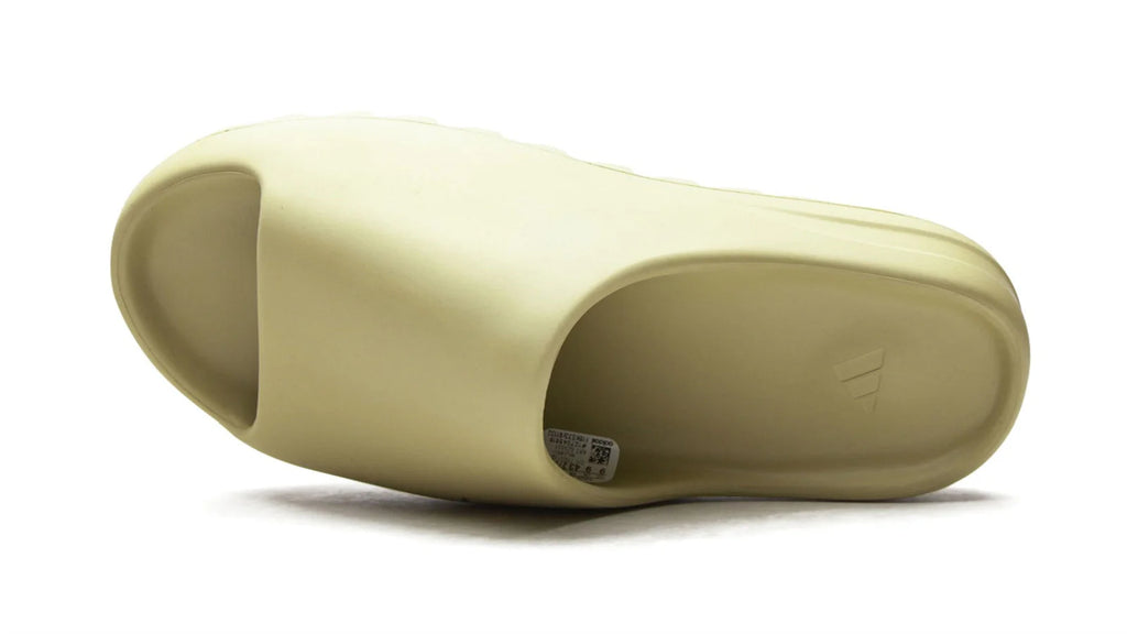 YEEZY SLIDE "Resin 2021" - image 4